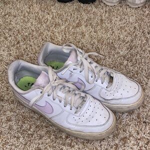 Used Airforce 1 sneakers